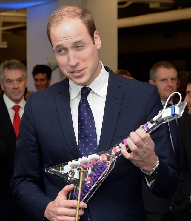 威廉王子39岁生日，英国王室庆祝，并回顾他从出生至今的每一年
