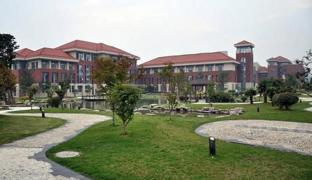 中国传媒大学南广学院是如何发展到今天的？