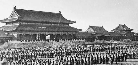 盘点新中国成立后7位“皇帝”，搞笑“正皇帝”张清安给老蒋下旨