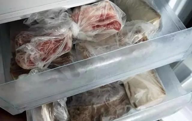 “僵尸肉”到底是什么肉？你家冰箱中可能就有！越吃越老伤肠胃