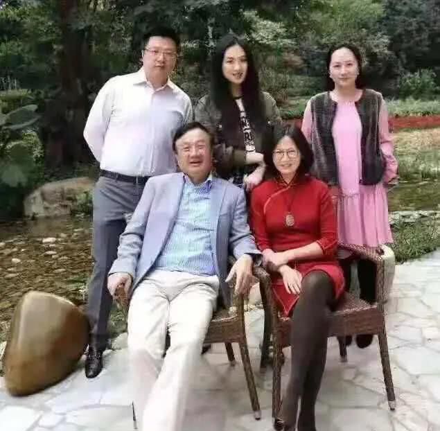 任正非的两段婚姻：两任妻子性格迥异却关系融洽，亏欠三个子女