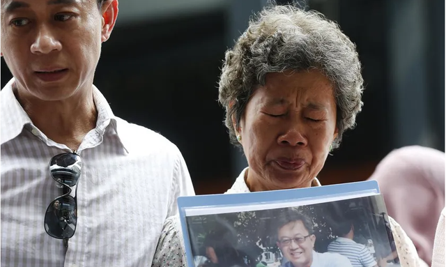 马航MH370失联八年，那些放弃252万赔偿的亲属们，仍在等亲人回家