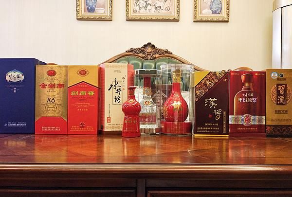 白酒品牌漫谈：“白”里挑值，十大白酒牌选购攻略