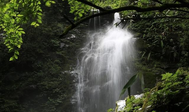 “会当凌绝顶，一览众山小”这十座大山，会让你感受到攀登的魅力