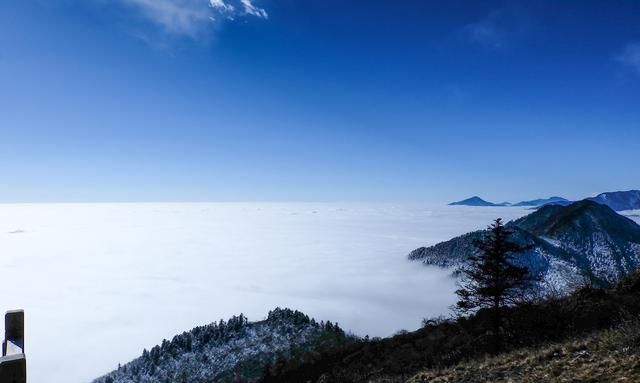 “会当凌绝顶，一览众山小”这十座大山，会让你感受到攀登的魅力