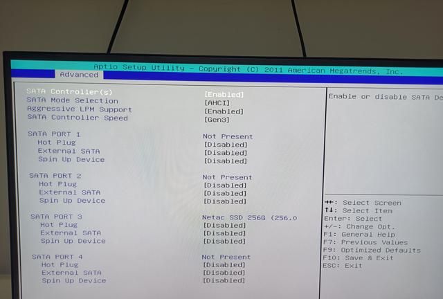 硬盘的SATA模式由IDE更改AHCI可以解决WIN7+固态硬盘的蓝屏问题