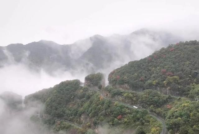 安徽泾县：秋风起，该去一次皖南川藏线，随便怎么拍都是人间绝色