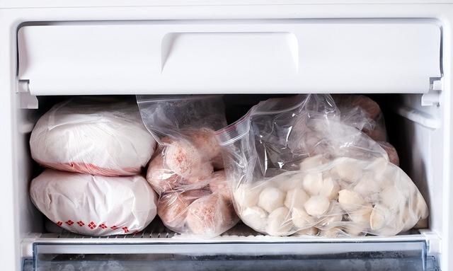 冻了1年的肉，还能吃吗？教你读懂冰箱食物的保质期，早懂早受益