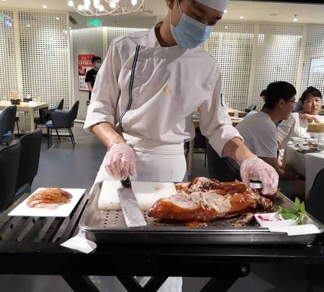 北京烤鸭为何来自南京？| 地球知识局