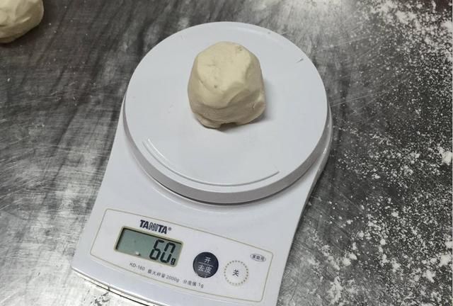 年销售额高达3亿，每天卖20万个包子的甘其食是这样卖包子