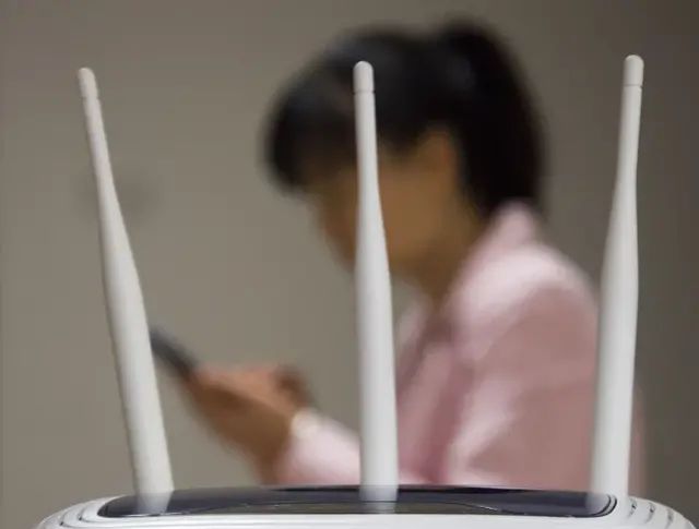 WiFi密码忘了怎么办？看看我的方法吧，直接“显示”账号密码