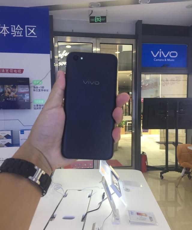 vivo X9s上手，简单评测吧！