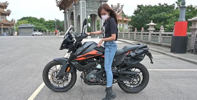 KTM 250 ADV 台媒评测：麻雀虽小五脏俱全！