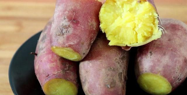 红薯吃了30年，这做法很少见，扔进电饭煲，出锅，全家都喜欢