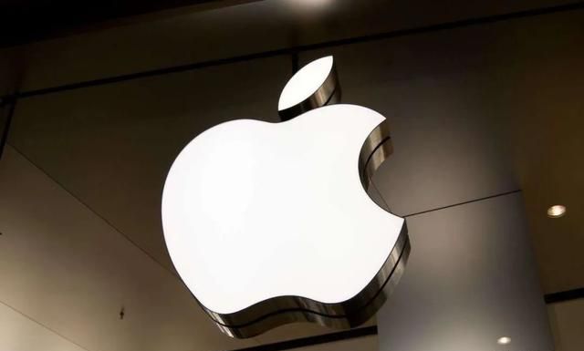 传苹果正自研OLED驱动芯片，预计2024年量产