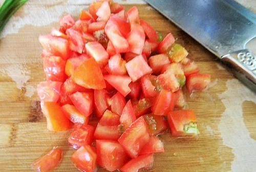 吃了30年西红柿，生吃好还是熟吃好？不管好坏，不要吃青西红柿
