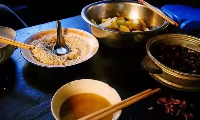 云南25个少数民族特色美食大全（收藏版）#云南旅游美食#