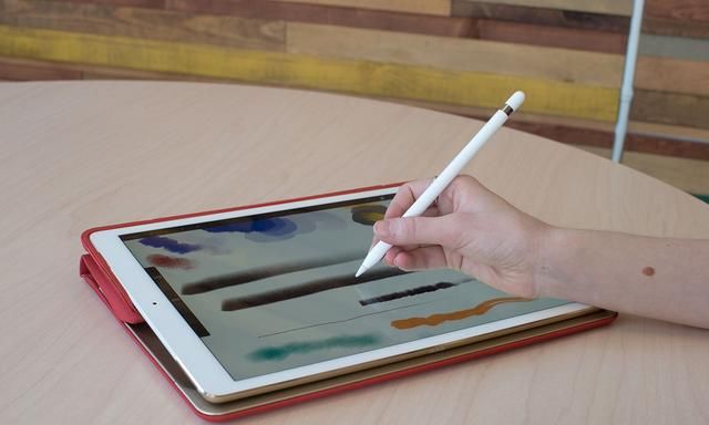 苹果超高颜值副总裁解密：iPad超好用的涂鸦功能如何开发？