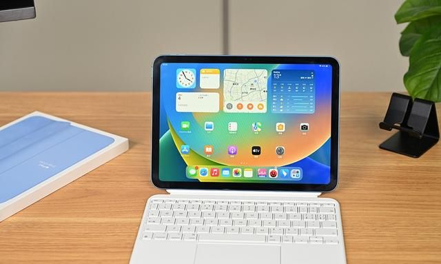 苹果iPad 10体验，有改变有妥协，但还是带来了“新鲜感”