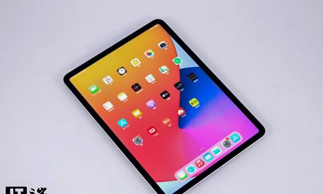 苹果iPad Pro 2022使用体验报告：性能独一档，生产力缓缓进化