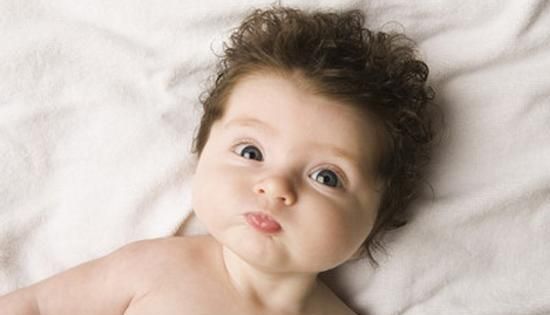宝宝皮肤黑是什么原因，七大原因需引起警惕