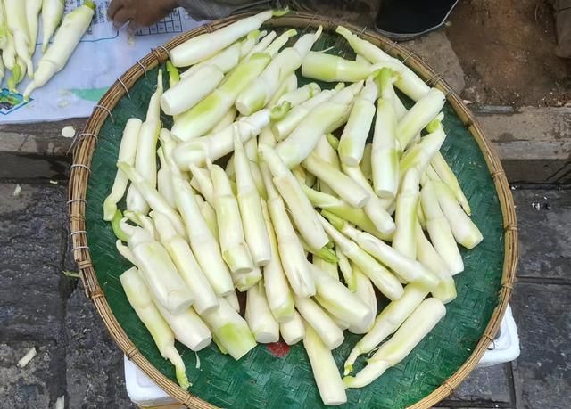 现场撕茭白，大型解压现场啊