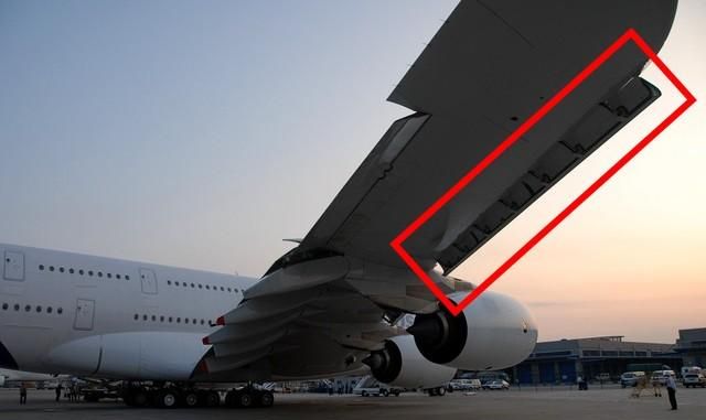 打赌你都见过 揭秘飞机机翼的神秘结构