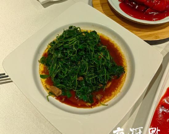 味蕾上的江苏·本土美食志 日历 | 蚌肉金花菜：春季食材，爆炒一下就很鲜