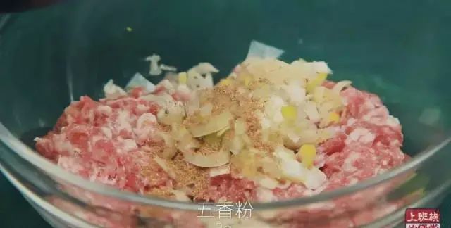 煎饼的这个做法，饭店都吃不到，让家里人抢着吃