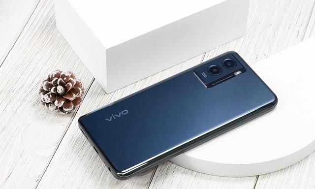 vivo Y55s评测：音量澎湃的超长续航千元机