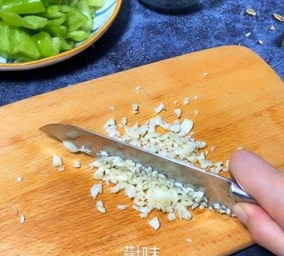 #巨下饭的家常菜#连下三碗饭的尖椒炒腊肉