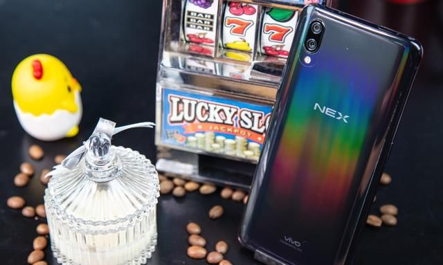 vivo NEX S 评测：脱颖而出，不仅靠“零界全面屏”