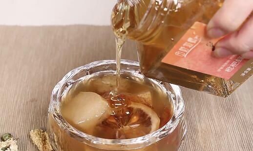 蜂蜜梨水的功效？蜂蜜梨水的做法？