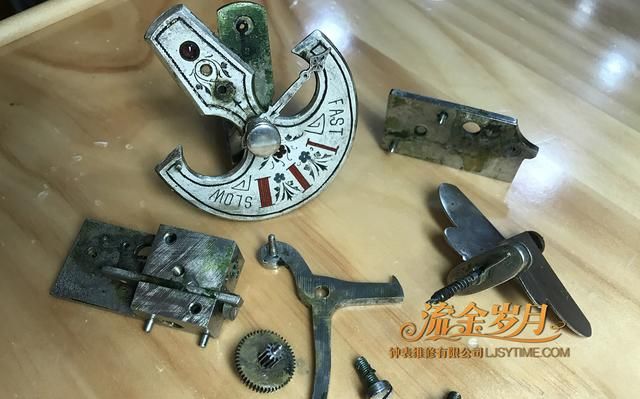 一台来自十九世纪的八音盒维修清洁保养过程，不看你不知道是这样