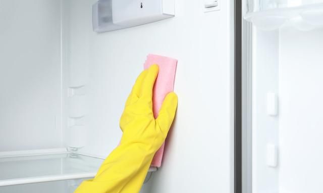冰箱滋生细菌怎么办？专家教你如何正确使用和清洁冰箱→