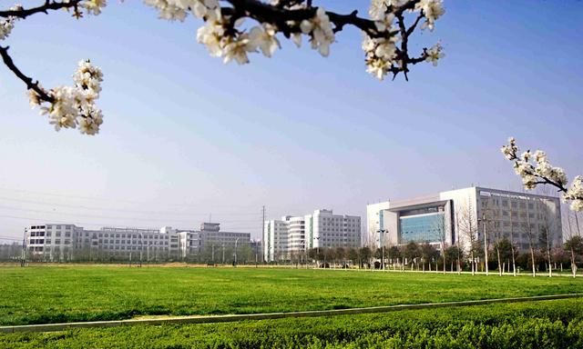 河南这所老牌医学院将更名“大学”，新校名很高大上