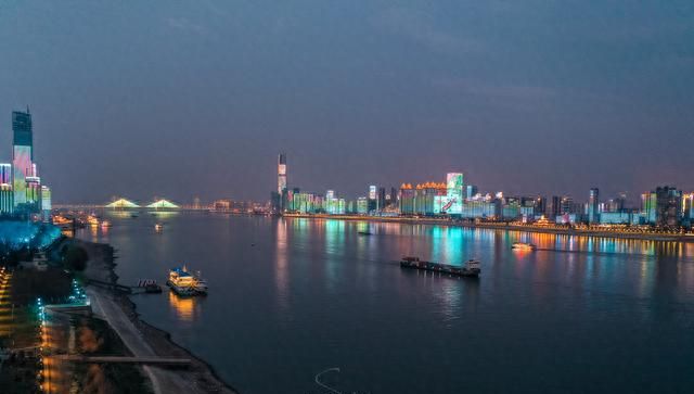 全国有哪些城市是“江城”？16年前，重庆被认定“中国第一江城”