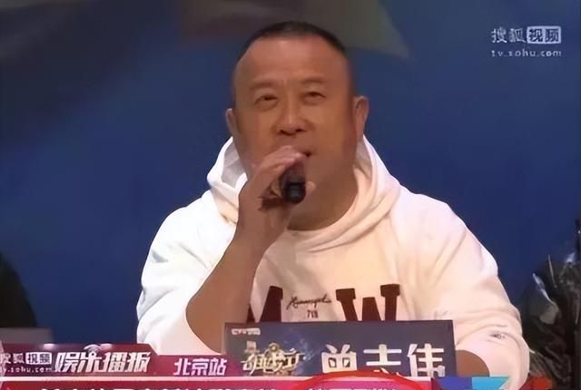 “小巨人”曾志伟：卷入蓝洁瑛事件全身而退，60岁大寿遭儿媳砸场