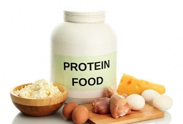 蛋白粉有4大作用，两种吃法帮助快速掉秤，这类人不要喝