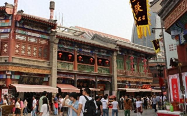 天津这个有津门故里之称的地方，整条街是5A景区，不收门票费