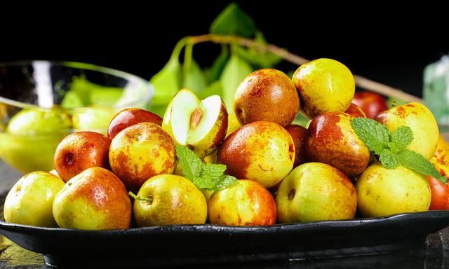 壹健康生活分享：买的冬枣没熟怎么办？没熟的冬枣吃了会怎么样