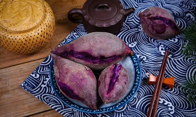 保存紫薯有妙招，教你好技巧，紫薯越放越甜，久放也不烂不长芽