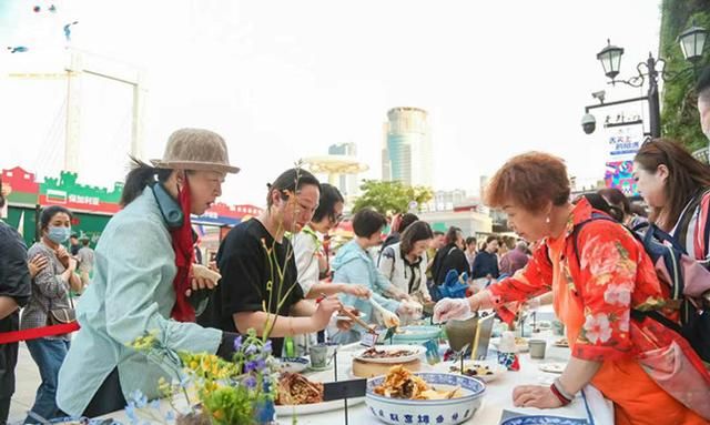 飞越万里“舌尖上的相遇”！在宁波老外滩遇见中东欧美食