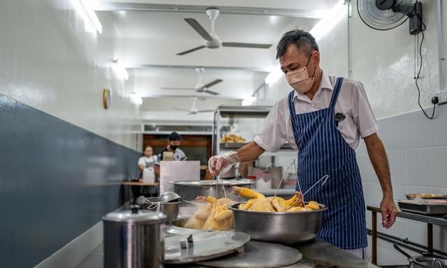 全球连线 | “一带一路”上的美食文化印记——海南鸡饭香飘东南亚