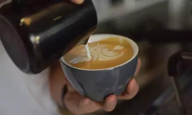 一篇文章读懂Flat White