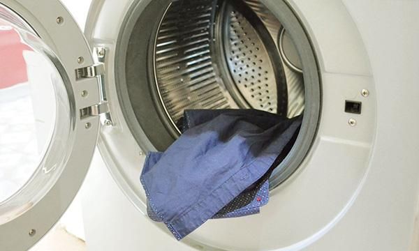 公用洗衣机引发争议：内裤和袜子不能一起洗？看完就知道答案了