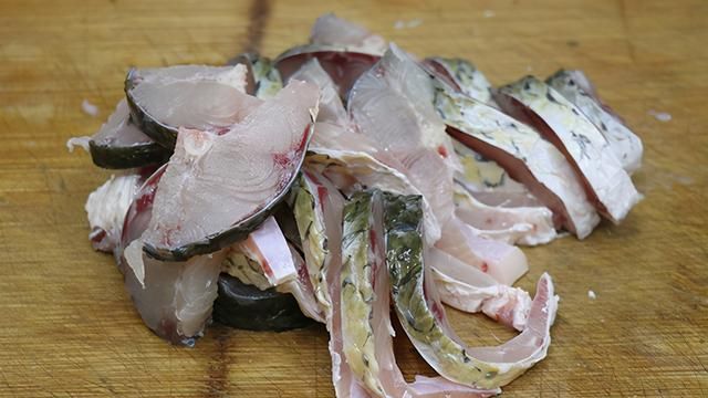 草鱼还可以这样吃，教你做秘制苏式鲍鱼，酥香入味，尝过就忘不了