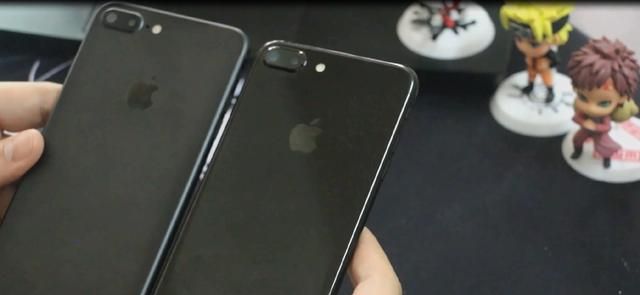 真假iPhone 7对比，其实很好分辨出来